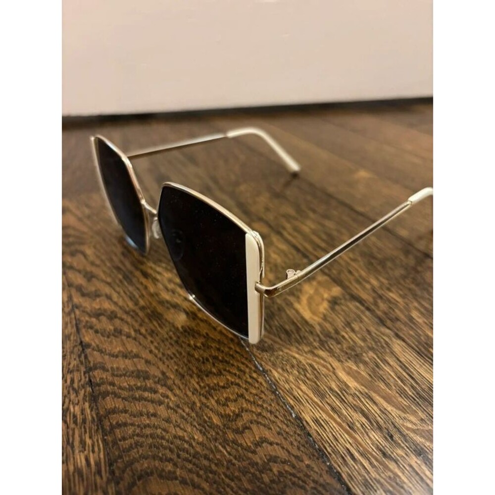 Women's Black & White Square Sunglasses Chunky Frame Eyewear